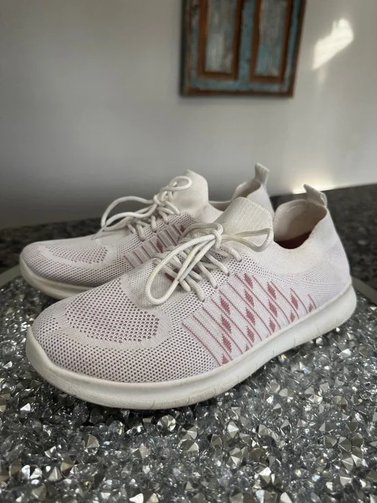 Women's Lightweight Knit Lace-Up Sneakers in Light Pink - Picture 5 of 12